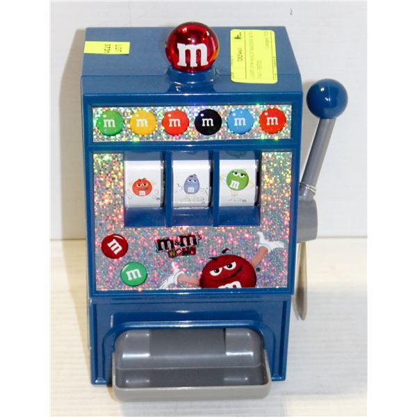 LIGHT UP M+M SLOT MACHINE WITH TAG - TESTED