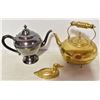 Image 1 : LOT OF 2 BRASS TEAPOTS SOLD WITH BRASS LOON