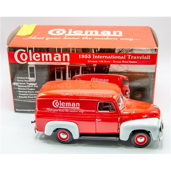 COLEMAN 1953 INTERNATIONAL TRAVEL ALL 1:25 SCALE