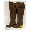 Image 1 : NEW KNEE-HIGH DARK BROWN WEDGE-SOLE
