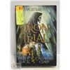 Image 1 : THE IRON TRIAL BY HOLLY BLACK & CASSANDRA CLARE