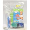 Image 1 : BAG W/ PET WIPES, MR CLEAN MAGIC ERASERS + MISC