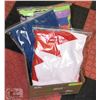 Image 1 : BOX WITH 3 BEACH TOWELS - 1 CANADIAN,