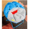 Image 1 : CHILDREN'S FOLDING SHARK SEAT/ LOUNGER