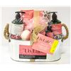 Image 1 : LIVLAB BATH GIFT SET