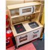 Image 1 : BAILIFF SEIZURE: WOODEN PLAY KITCHEN 40"X27"X15"