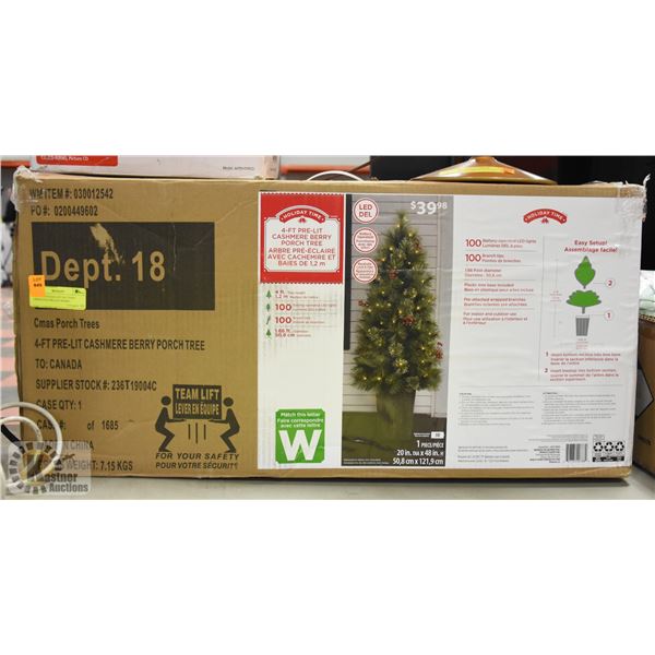 NEW REPACKED 4FT BATTERY OPERATED PRE-LIT BERRY