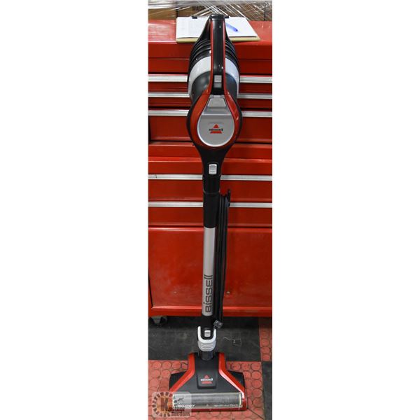 BISSELL UPRIGHT VACUUM CLEANER