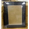 Image 1 : CASE OF 16 NEW MATTED PICTURE FRAMES 16" X 20"