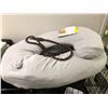 Image 1 : KRUZ Leash and PharmaDog Support Cushion