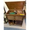 Image 2 : VIKING Stereo Cabinet with Radio and Turntable - needs some TLC - approx. 25in x 14 1/2in x 30in