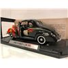 Image 3 : 1940 Ford Couple - American Graffiti - 1/18 Scale Diecast Car
