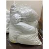 Image 2 : Group of Six Hotel Quality Pillows - Standard Size