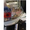 Image 2 : BIN OF DECORATIVE ROCK AND STONES