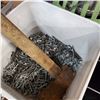 Image 2 : CATALYTIC HEATER, PAIL OF NAILS AND POWER PACK