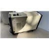 Image 8 : 2 ELECTRIC HEATERS