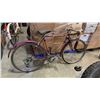 Image 1 : VNTAGE MONSHEE VOYAGEUR BIKE