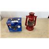 Image 1 : HEATH ZENITH MOTION SENSOR LIGHT AND RED LANTERN