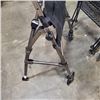 Image 2 : ALUMINUM FOLDING WALKER