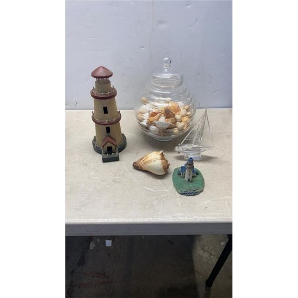 TRAY OF MARINE DECOR AND JAR OF SEASHELLS