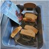 Image 1 : 7 ULU KNIVES WITH COOKBOOK