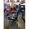Image 2 : BLACK/GREY GAMING CHAIR WITH RETRACTABLE FOOT REST