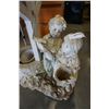 Image 2 : WELL GARDEN FIGURE ORNAMENT