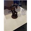 Image 2 : CRYSTAL JAR WITH SMALL TEAPOT AND GIRAFFE CANDLE HOLDER