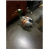Image 2 : LOT OF DECORATIVE STATUES AND MASON LINE