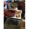 Image 1 : BOX OF WICKER BASKETS