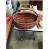 Image 2 : BOX OF WICKER BASKETS