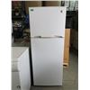 Image 1 : 24" Apartment Size GE Refrigerator