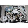 Image 1 : Tray Lot of Earbuds