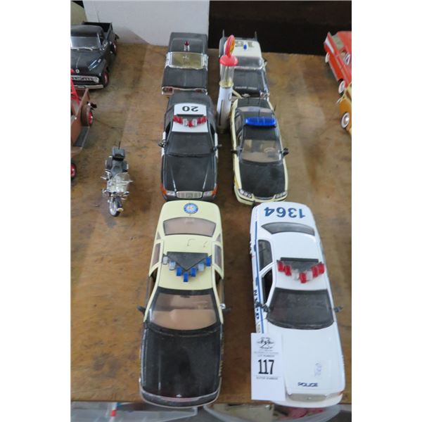 8-Collector Die Cast Patrol Car/Accessory - 8 X $