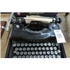 Image 2 : Vintage Remington Typewriter