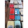 Image 2 : 9-Collectible Die Cast Vintage Sedans - 9 X $