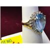 Image 2 : 10K Yellow Gold Blue Topaz & Diamond Ring 4.1g