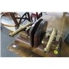 Image 1 : Cannon Bookend Set