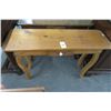 Image 1 : Oak Hall Table