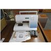 Image 1 : Singer Quantum 9910 Sewing Machine