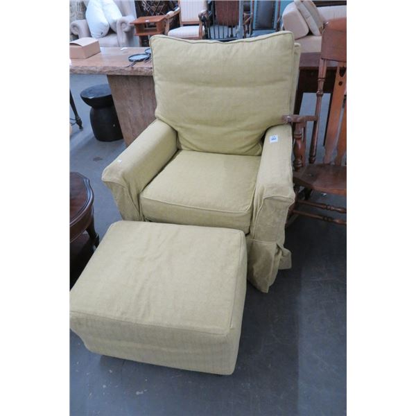 Green Fabric Glider w/Ottoman