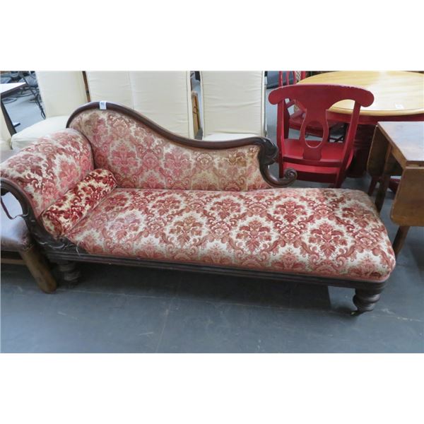 Vintage Floral Pattern Chaise Lounge