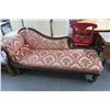 Image 1 : Vintage Floral Pattern Chaise Lounge