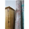 Image 1 : 8' x 11' Floral Pattern Area Rug