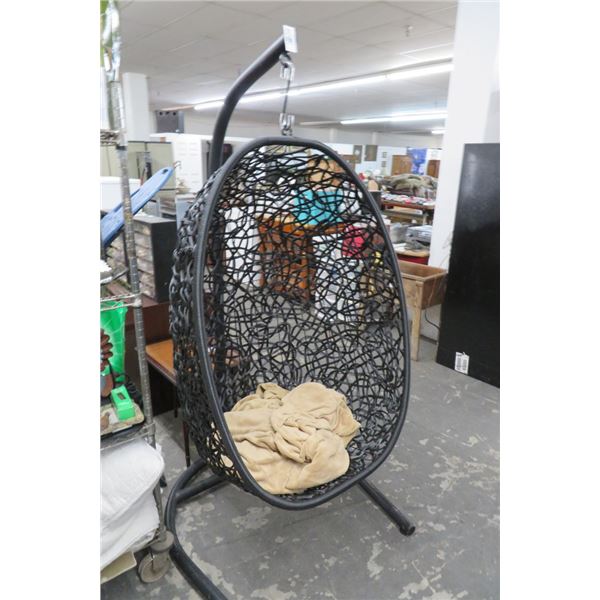 Basket Chair w/Hanging Post