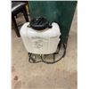 Image 1 : Back pack sprayer