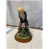 Image 1 : Golfer figurine