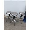 Image 1 : 3 swivel bar stool height adjustable