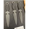 Image 2 : Brand New Lot of 3 Throwing Knives in Sheath