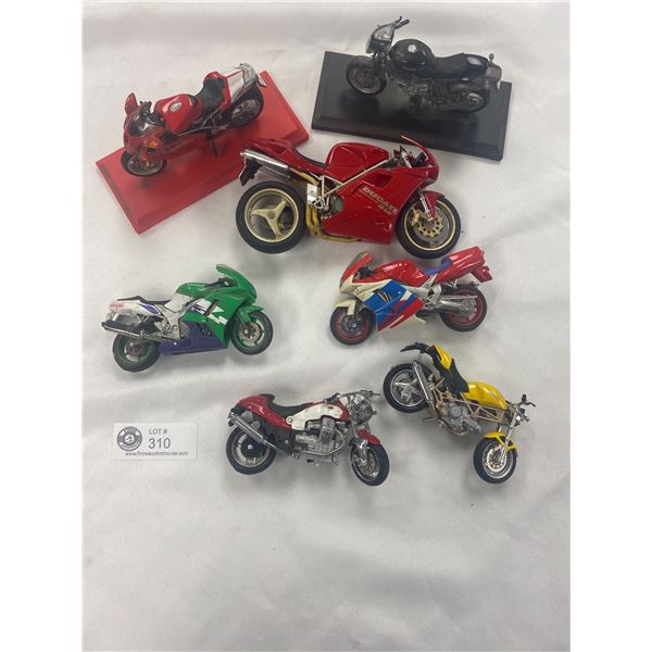 Collectible Lot of Vintage Motorcycle Models/Toys